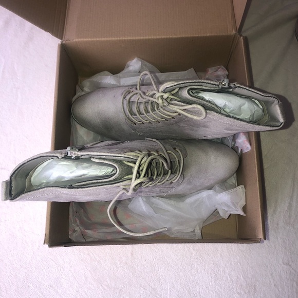 Lace-up Booties - Picture 4 of 4